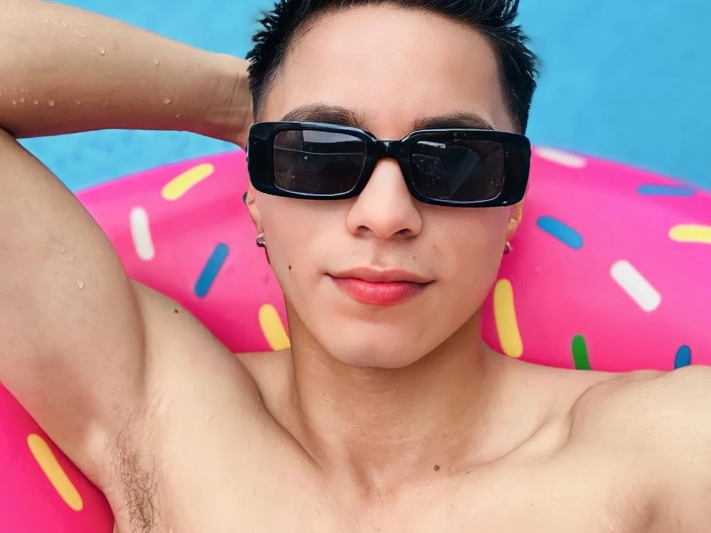 alejandroperez22's Offline XXX Chat