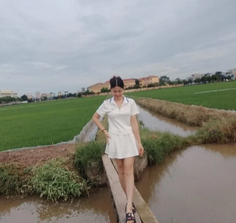 Azura_a Chat XXX Ngoại tuyến