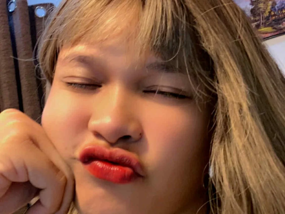 แชท XXX ออฟไลน์ของ chennybbgirl
