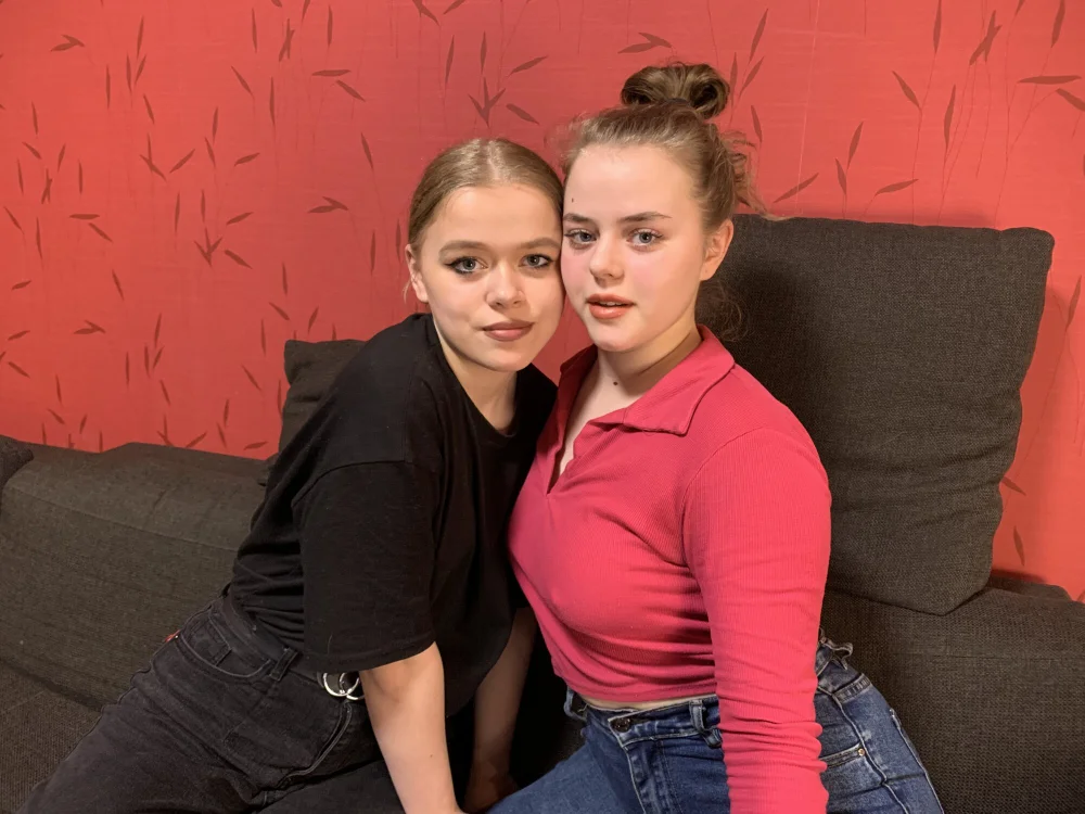 GladysBonde's Offline XXX Chat