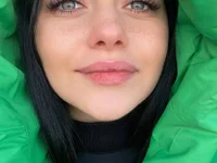 Emilia0_0_7's webcam live show