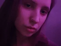 LalyadiarのライブXXXチャット