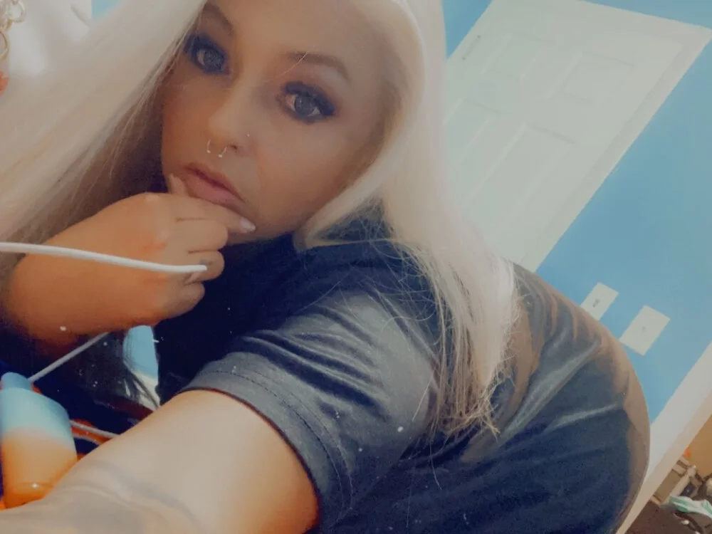 gatorgift's Offline Chat Room