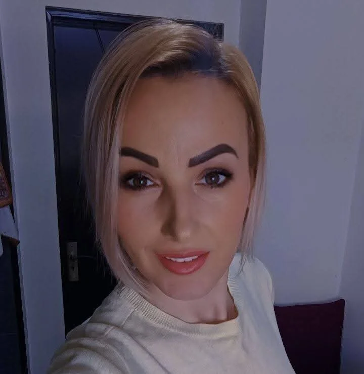 Yourflowerlove's Offline XXX Chat