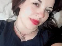 perra_gifer24's Offline Chat Room