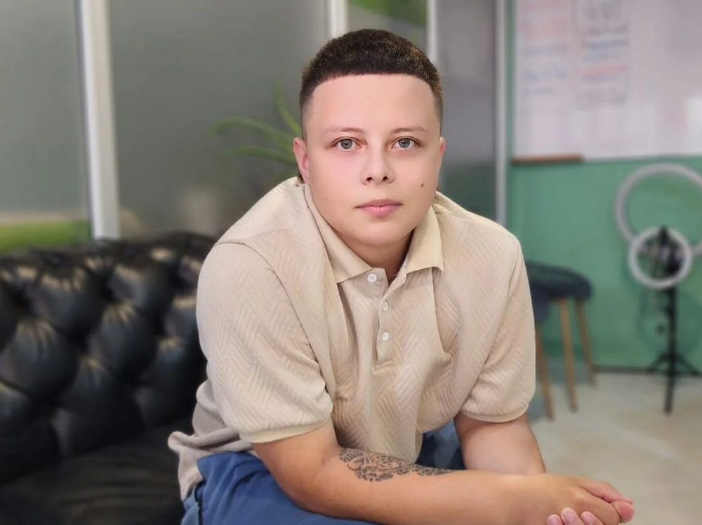 Franchezko_'s Offline Chat Room