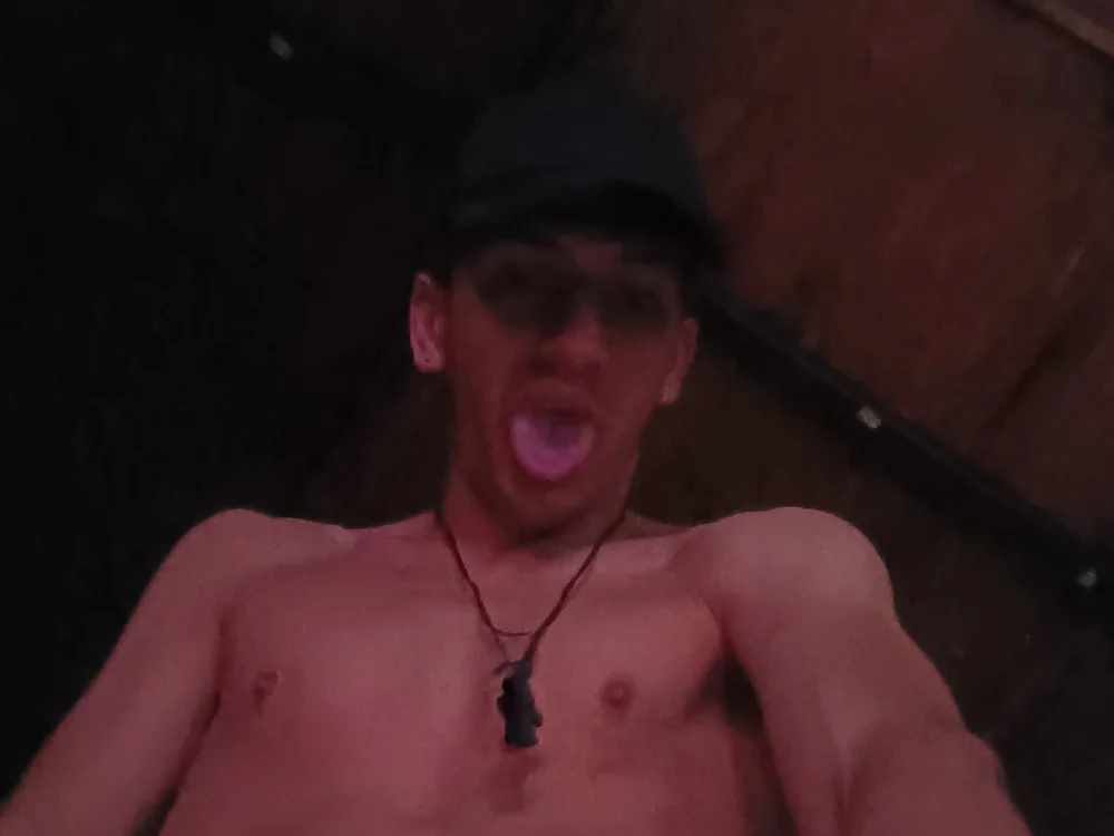 Chat +18 off-line de Tolis13