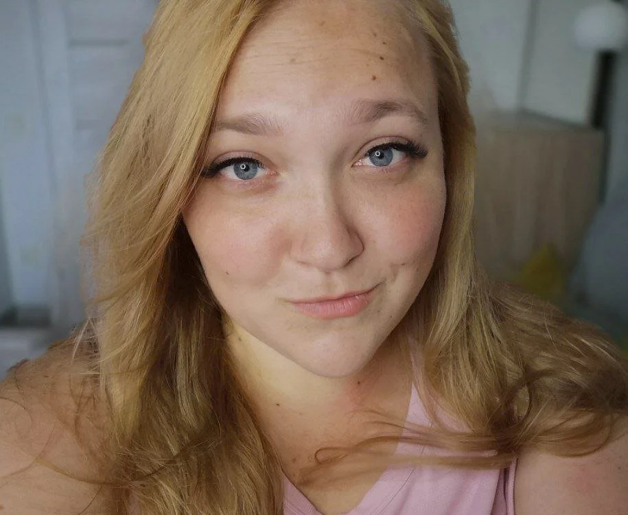 Elli_Angel__'s Offline Chat Room