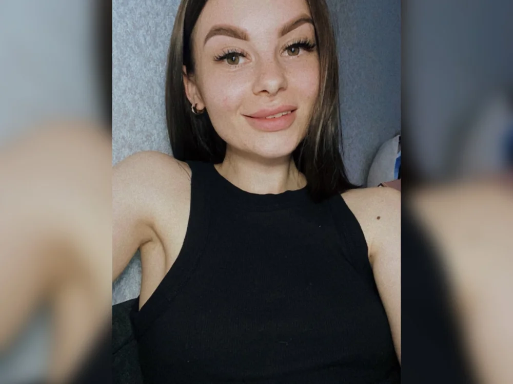 CarlyLaMoon offline chatrum