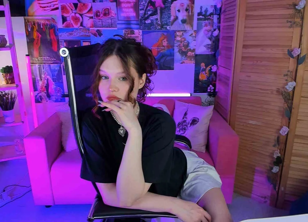 Offline chatovací místnost cherrybby19