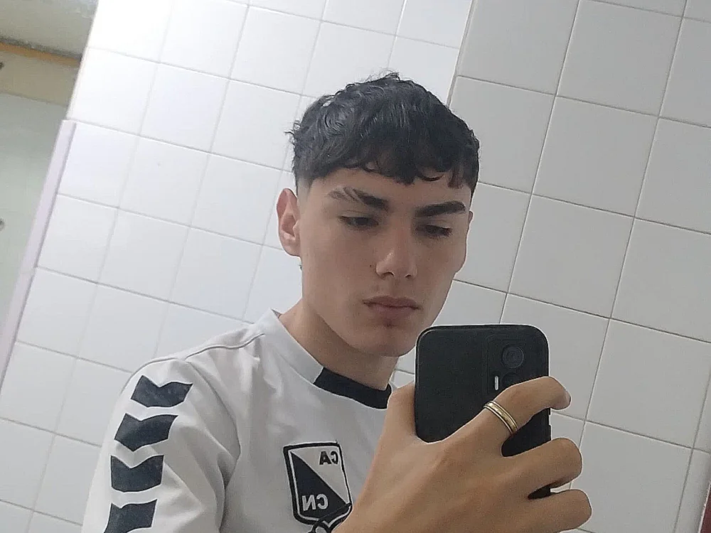 blancorosadooo offline chatrum