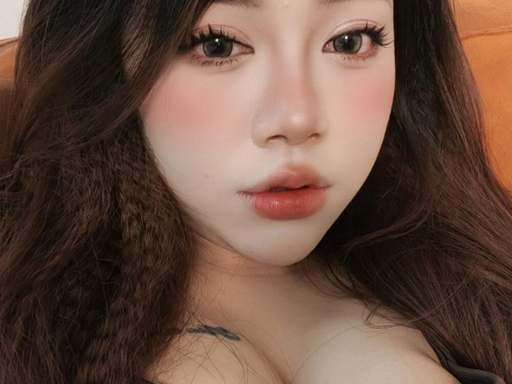 -Bianca-'s Live XXX Chat