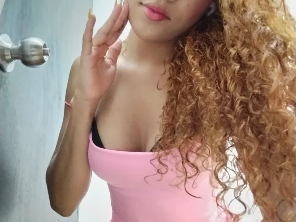 Zoey_Taylor07 Obrolan XXX Offline