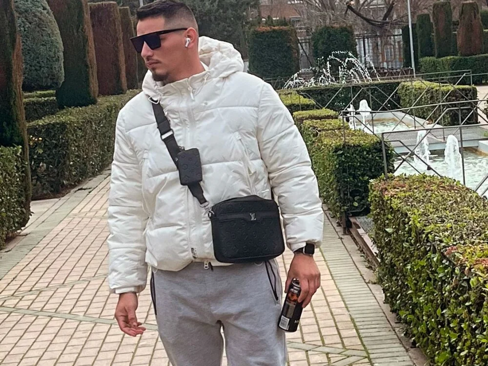 Milanthompson2025 Offline XXX Chat