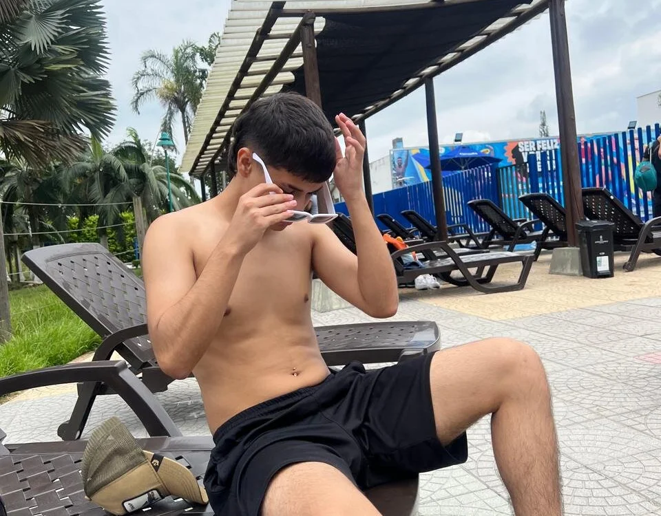 MathewAdams Adlı Modelin Çevrimdışı XXX Sohbeti