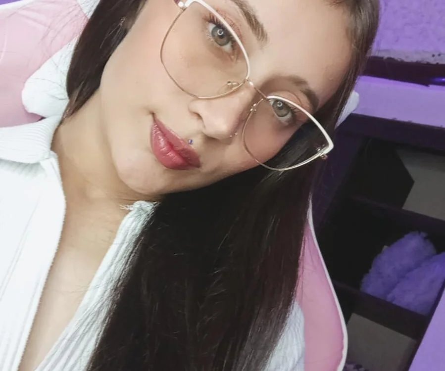 ห้องแชทออฟไลน์ของ Lizethh_fly