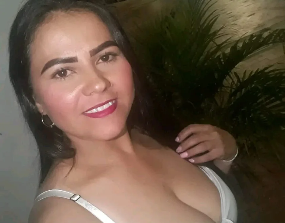 Dulce40's Offline Chat Room