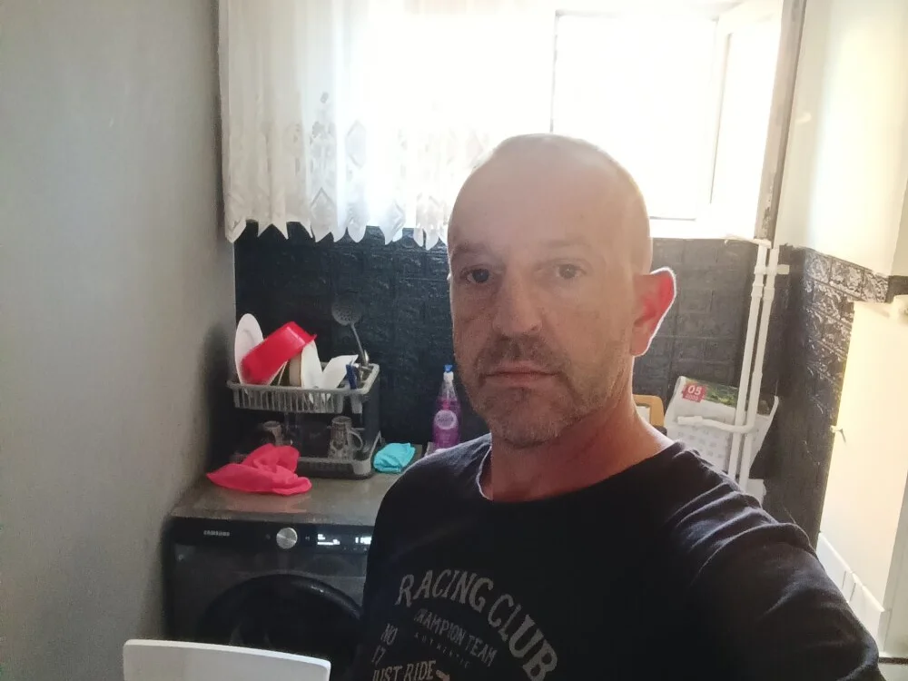 bogdy6969 offline XXX-chat