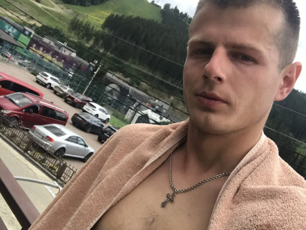 แชท XXX ออฟไลน์ของ Rusikk66