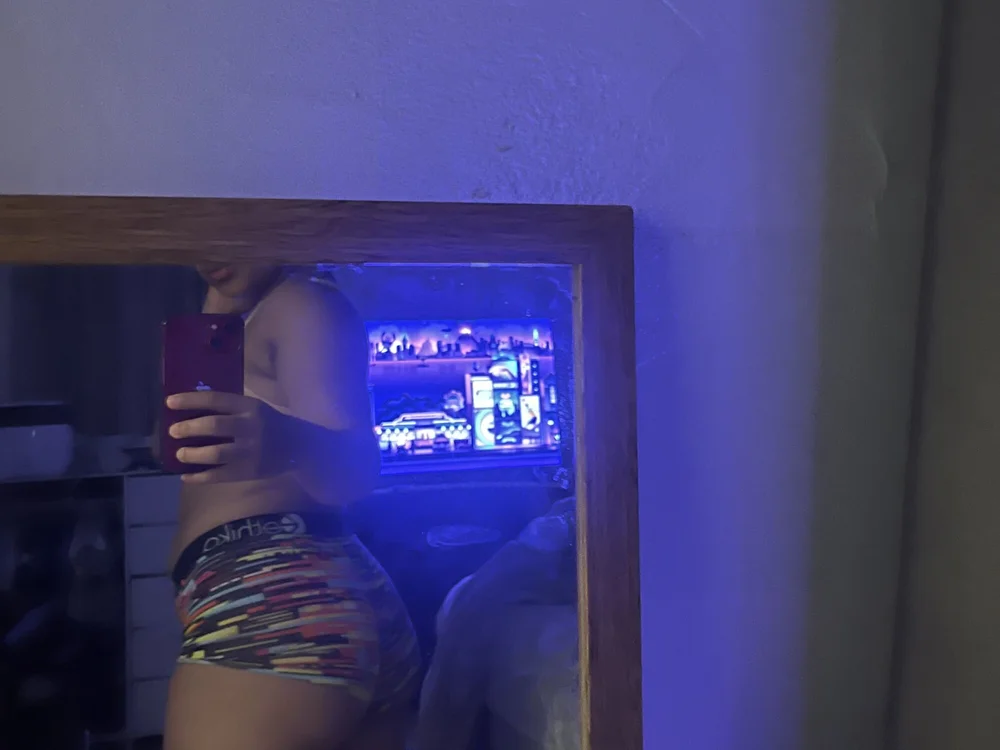 Lili0612's Offline Chat Room