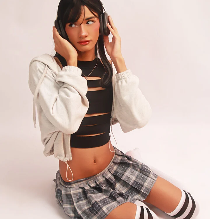 zuri_lux Offline XXX-chat