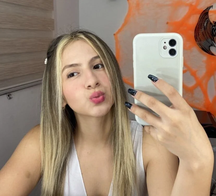 Kissa_ry offline chatrum