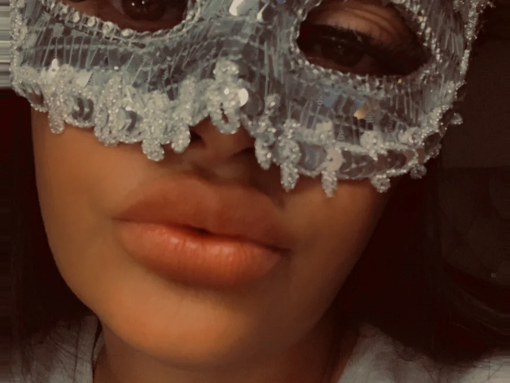 Chatroom XXX hors ligne de MissNYXuk