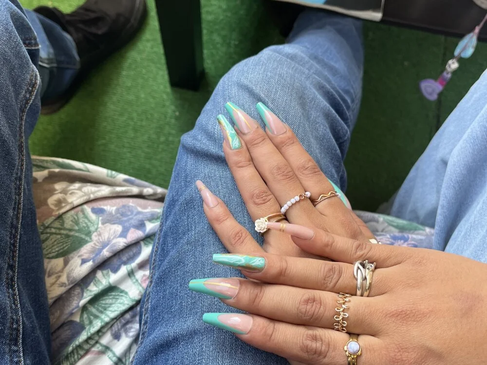 6xisreal 離線 XXX 聊天