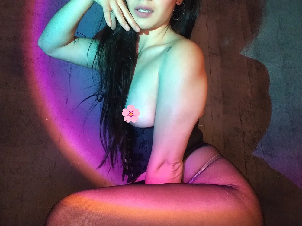 Maibe119 offline XXX-chat