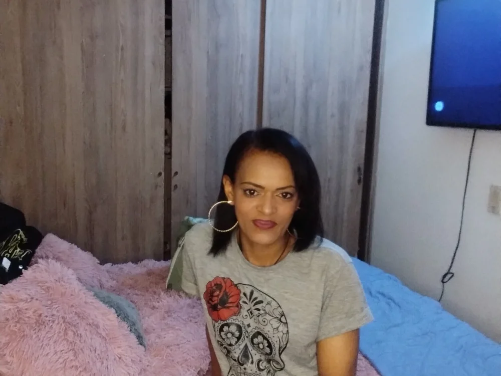 morenasalvaje offline chatrum