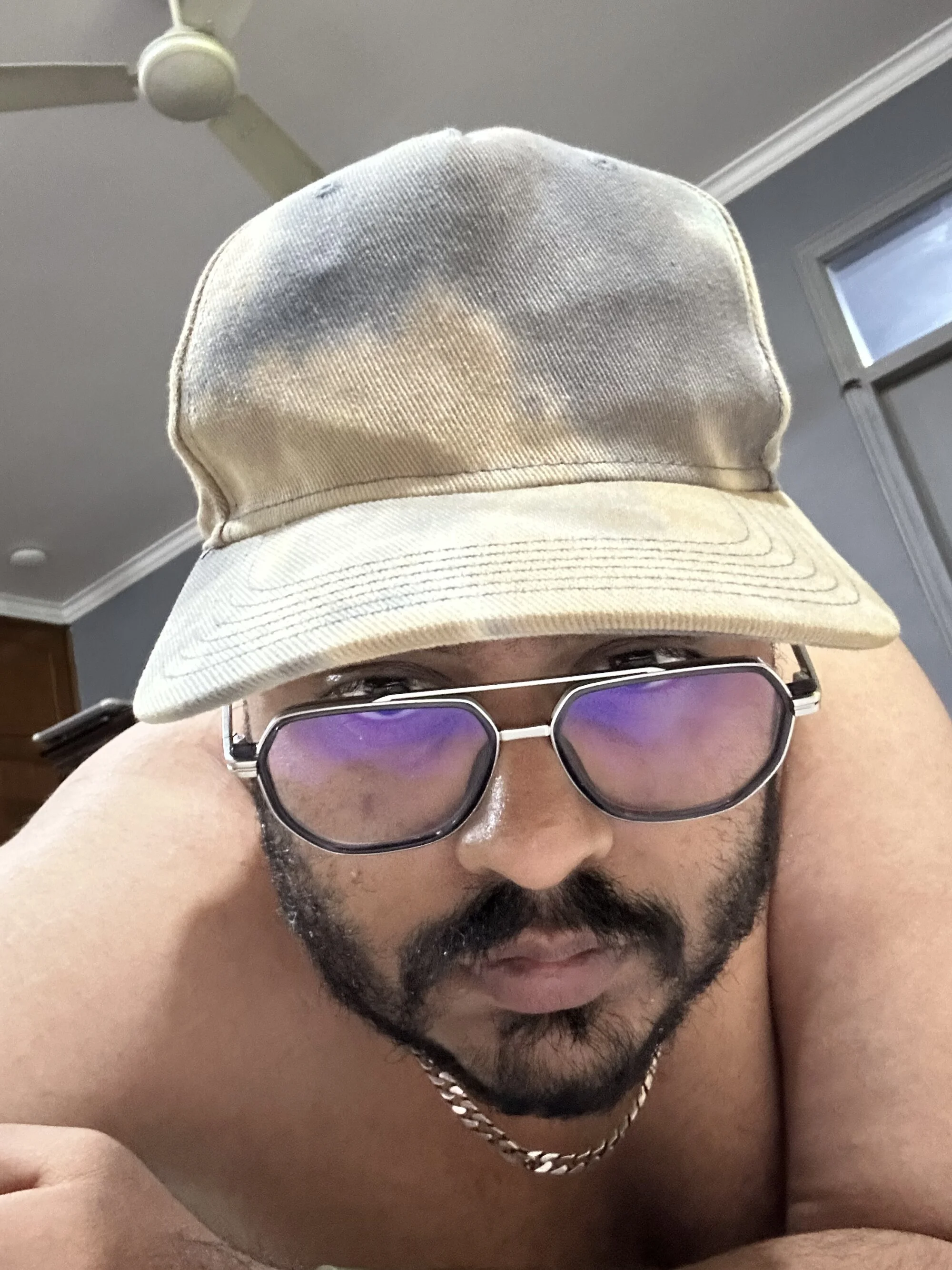 realdeva live webcam