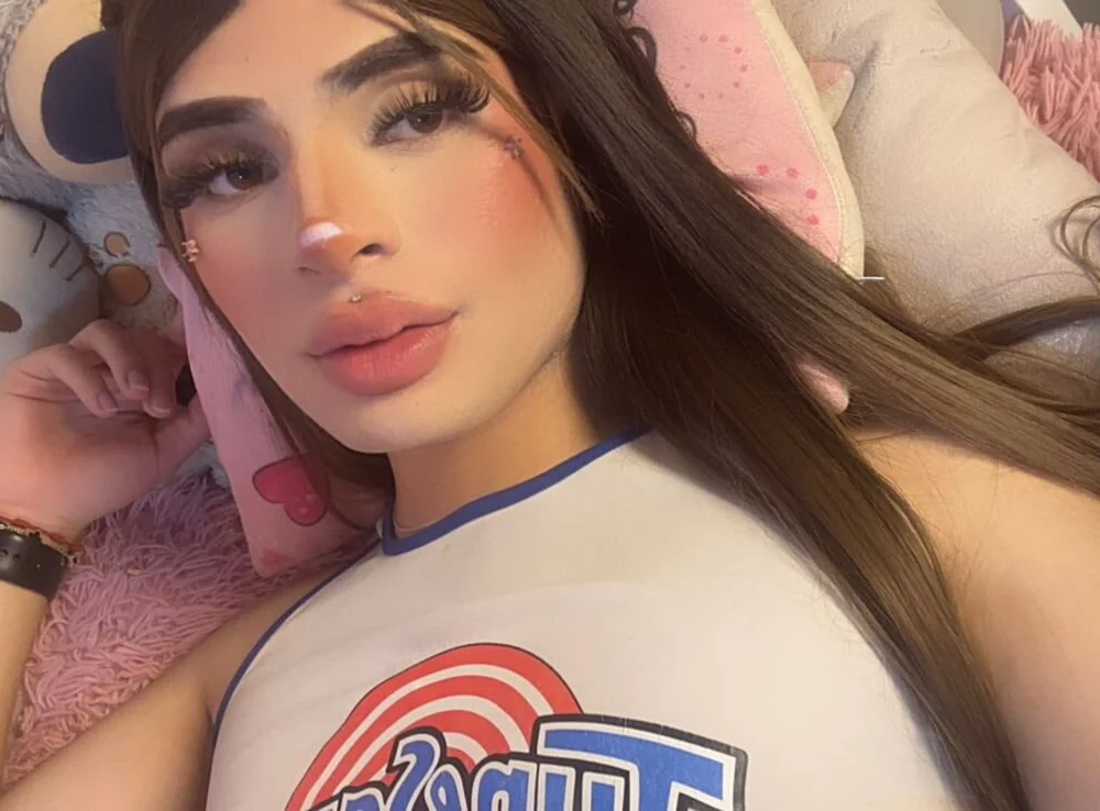 Iam_Emiily_'s Offline XXX Chat