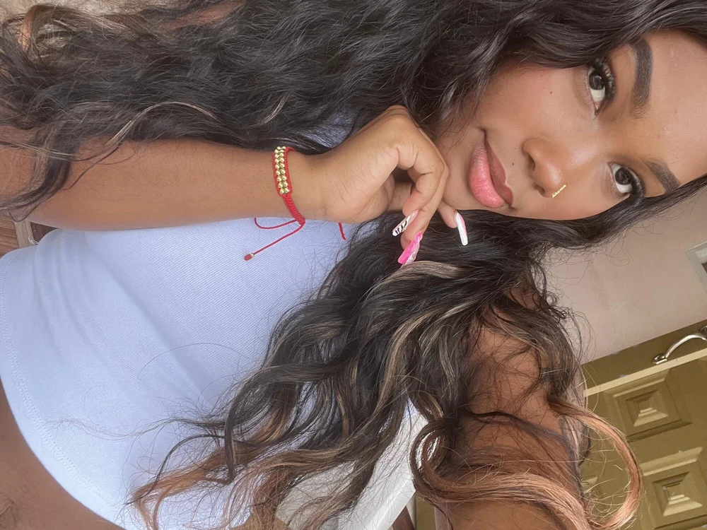 Chat XXX ao vivo de -Thamara_