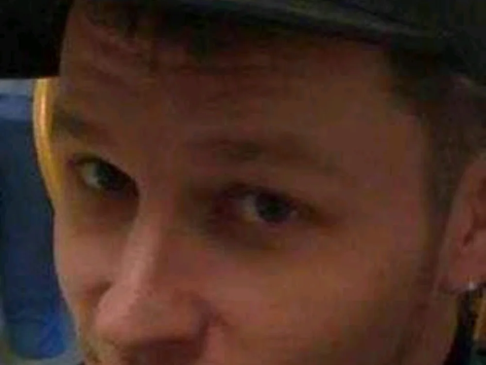 Nickthedick000 offline chatrum