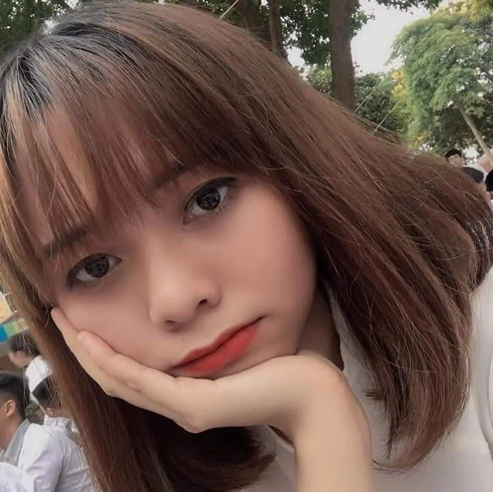 Suri_small_19's Offline XXX Chat