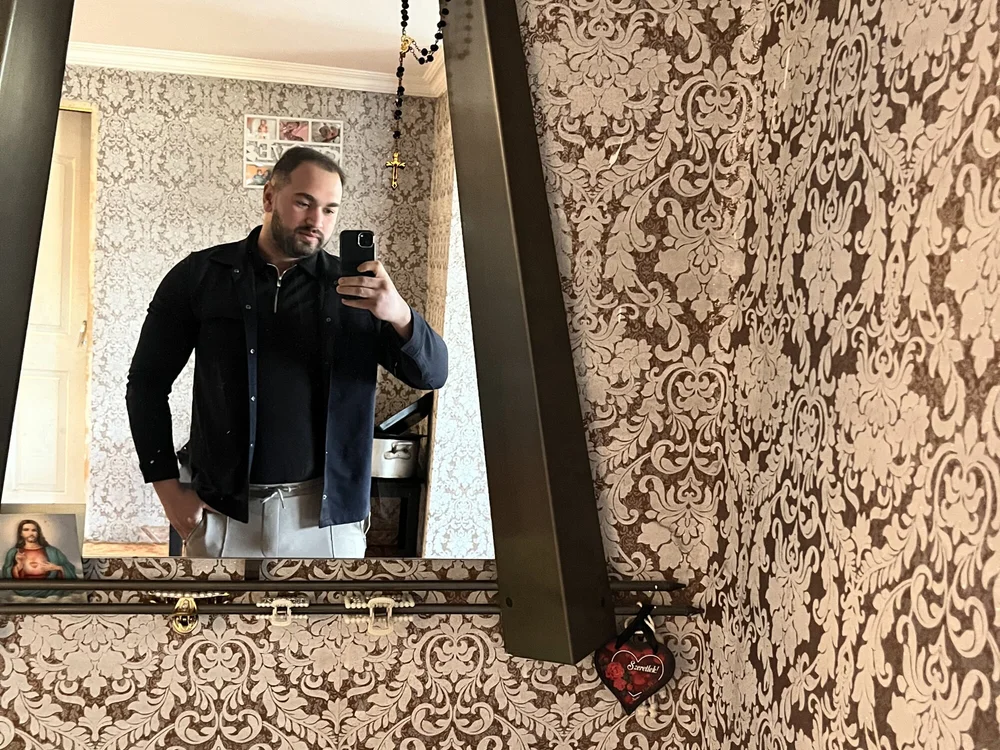 alex200109king Offline XXX Chat