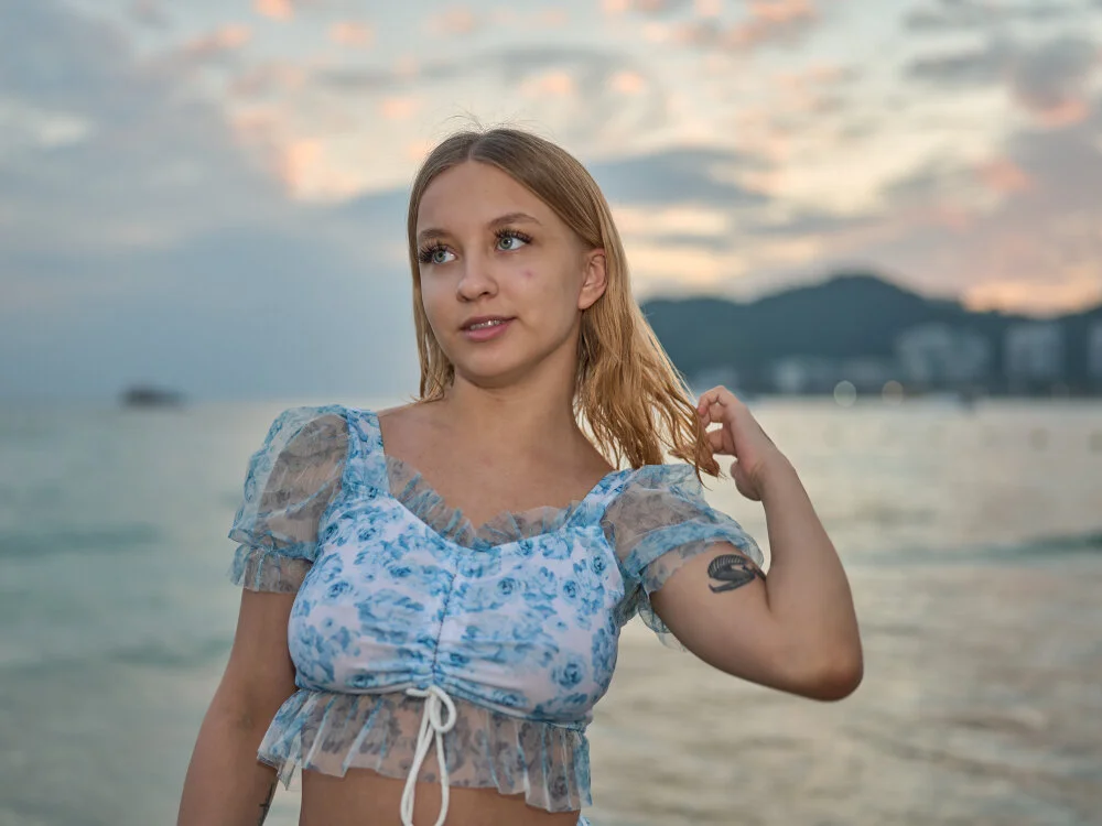 Chatroom XXX hors ligne de DollyEllie