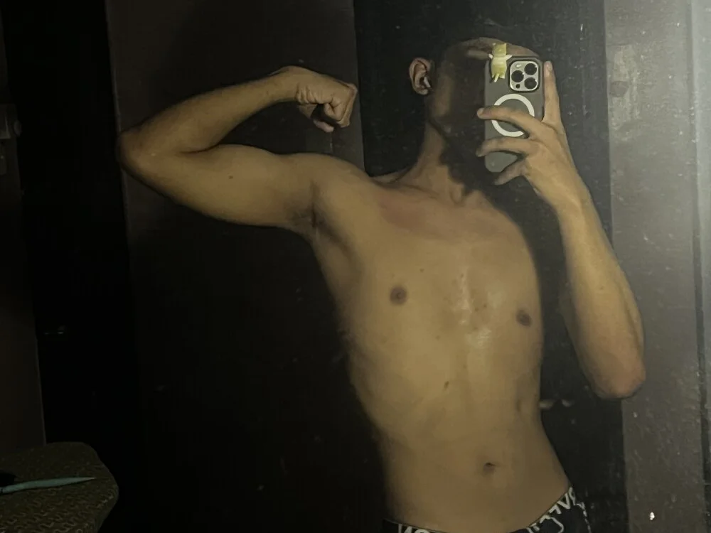 lowkyrv 离线XXX聊天