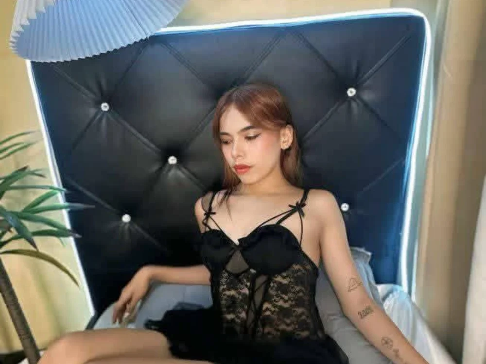 Slutty_Yassie cam model