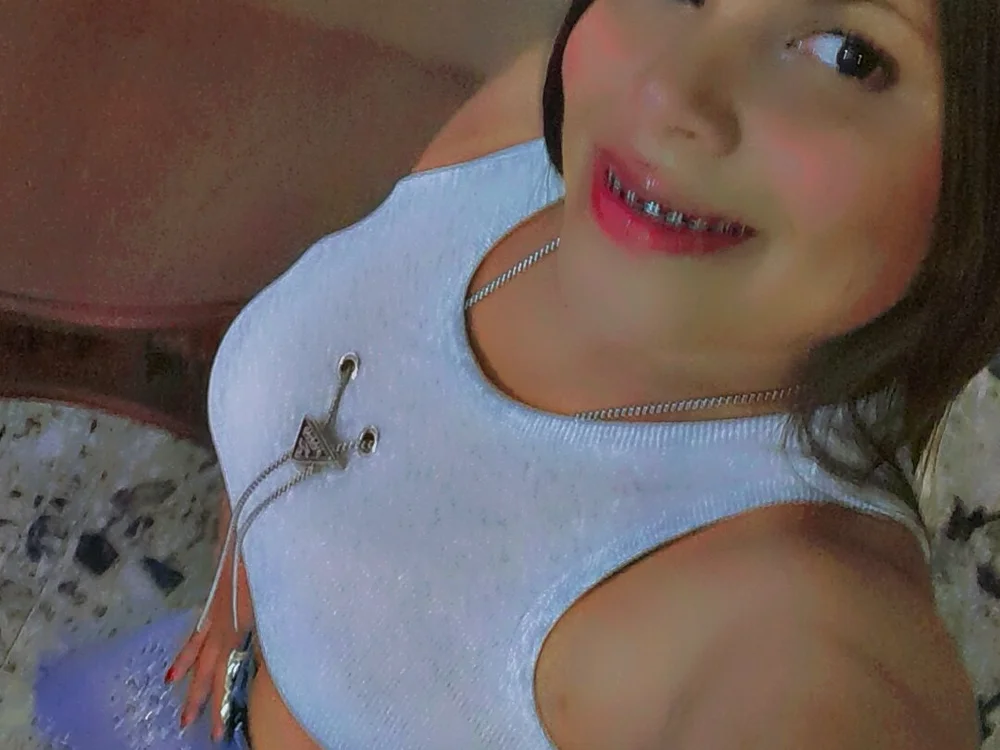 Kelaya_Monrroy's Offline XXX Chat