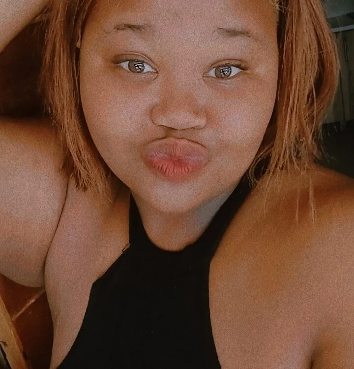 BustyBmw's Live XXX Chat