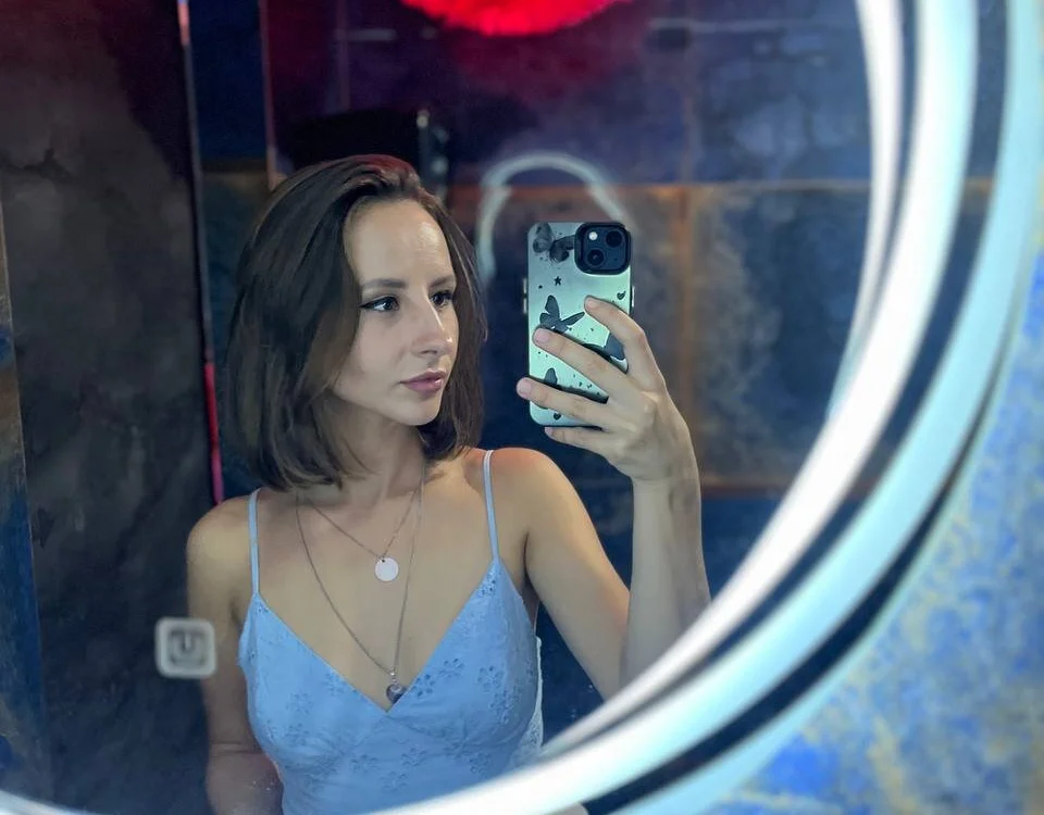 DarleneWest's Offline XXX Chat