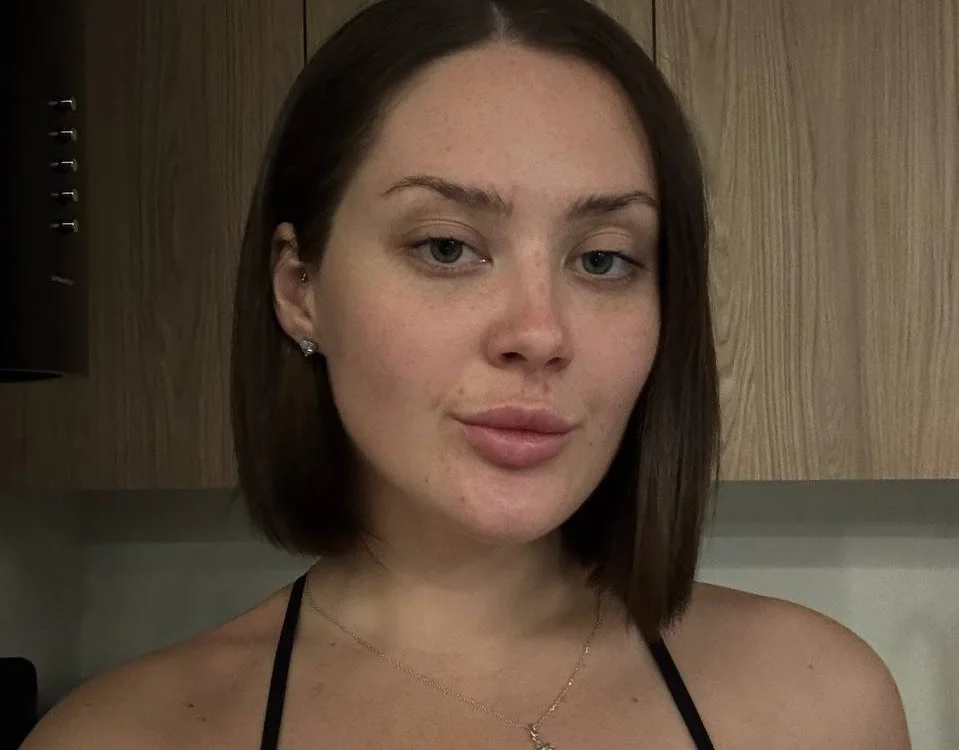EvaxBlushy offline XXX-chat