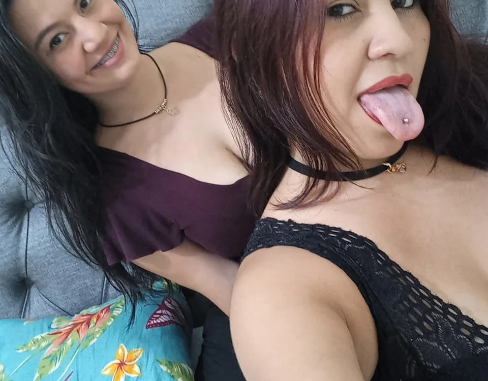 crystal_leslie_'s Offline XXX Chat