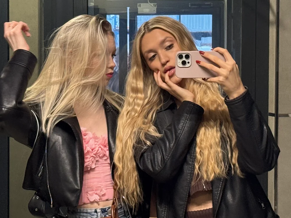 RussianBlondes offline XXX-chatje