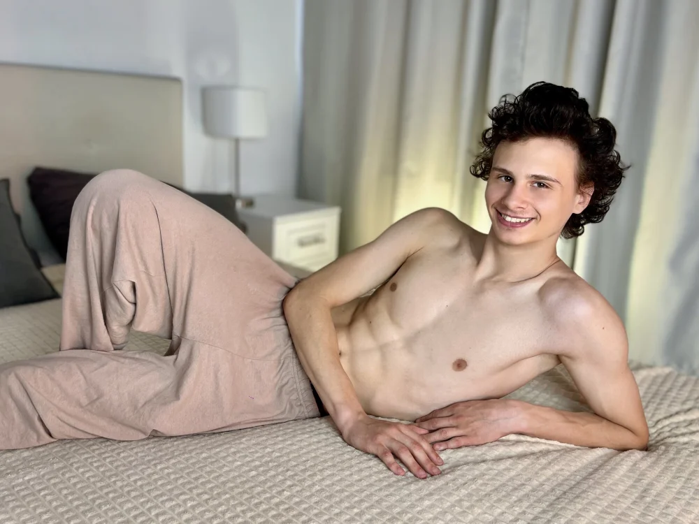 Tom_Williamse's Offline Chat Room