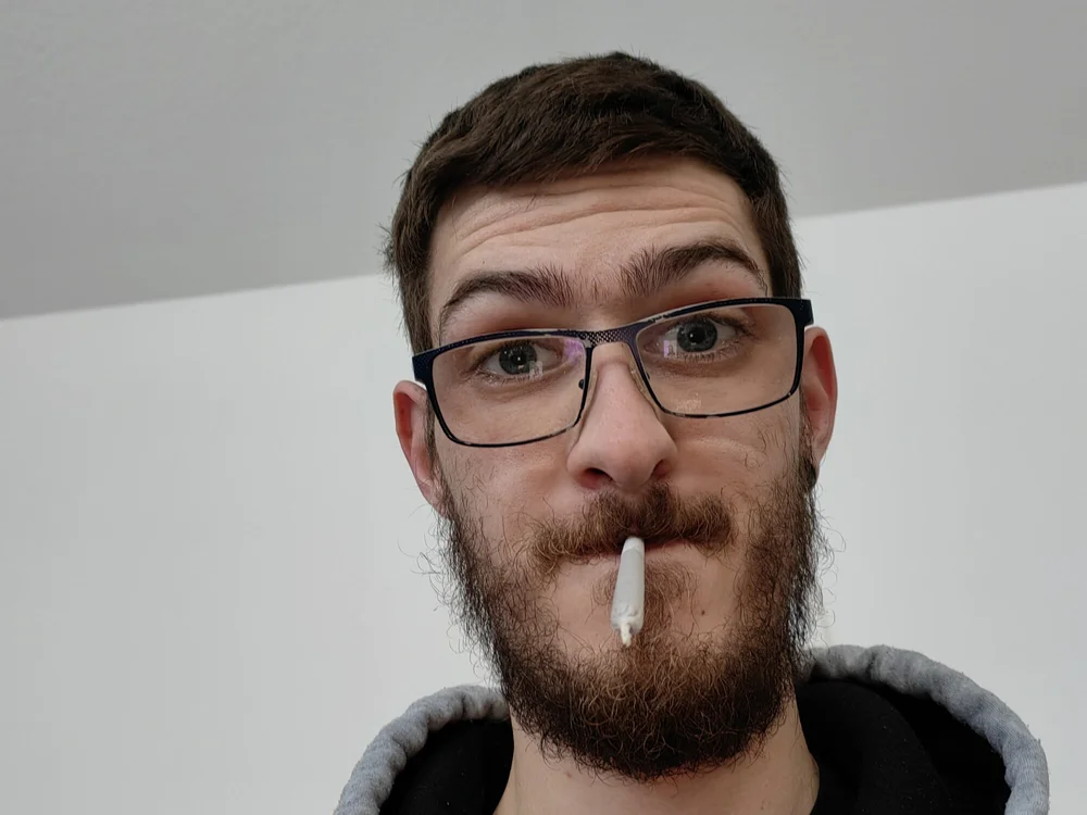 Manek0607's Offline Chat Room