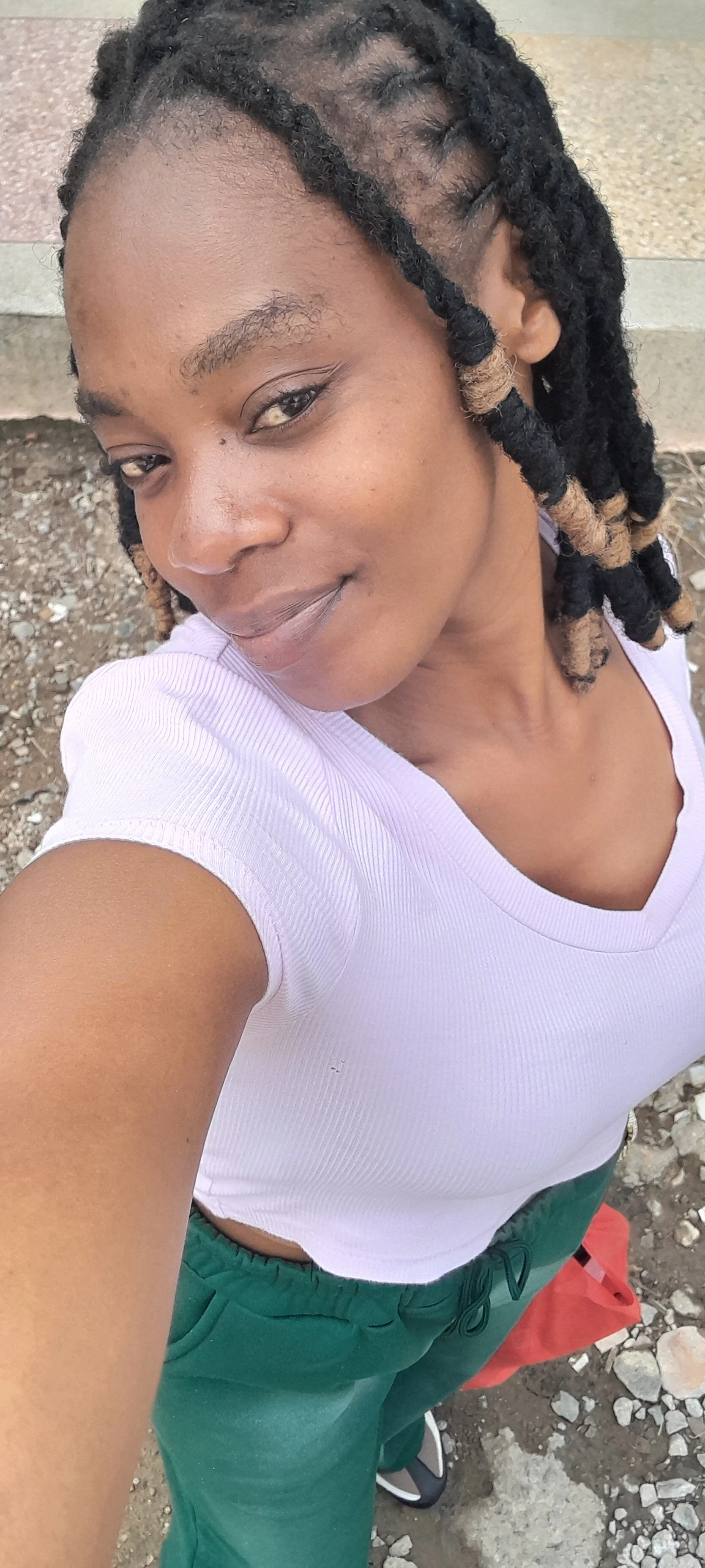 prettylony cover photo