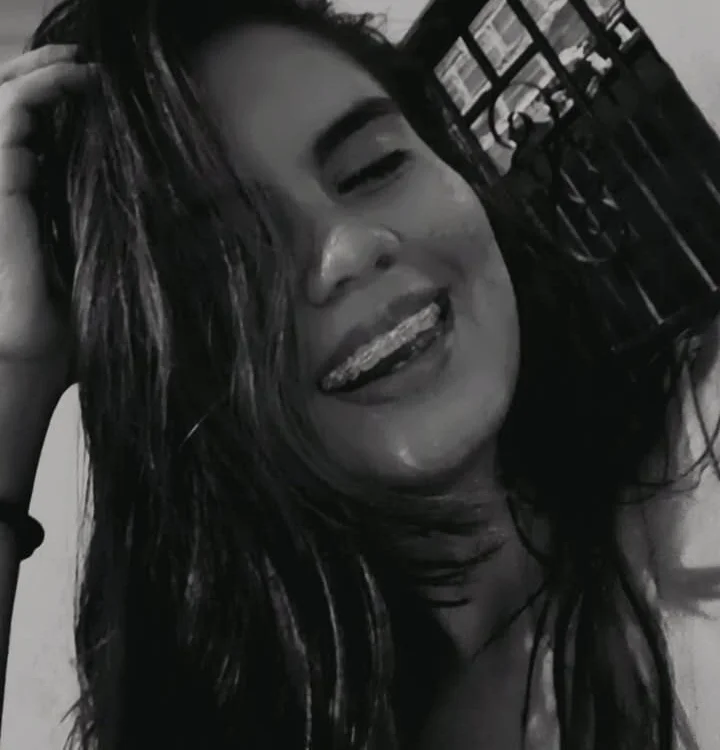 Lahiacurvy Chat XXX offline