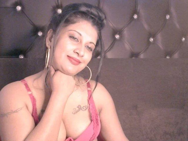 eroticbeauty37's Offline XXX Chat